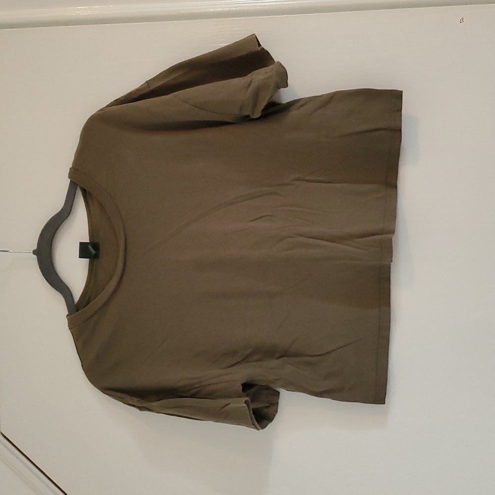 Wild Fable Medium Olive Green Cropped Tee